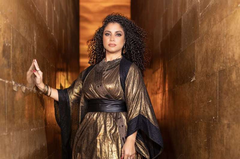 الفنانة نسمة محجوب تطلق كورس أساسيات الأداء والغنا الفنانة نسمة محجوب تطلق كورس أساسيات الأداء والغنا